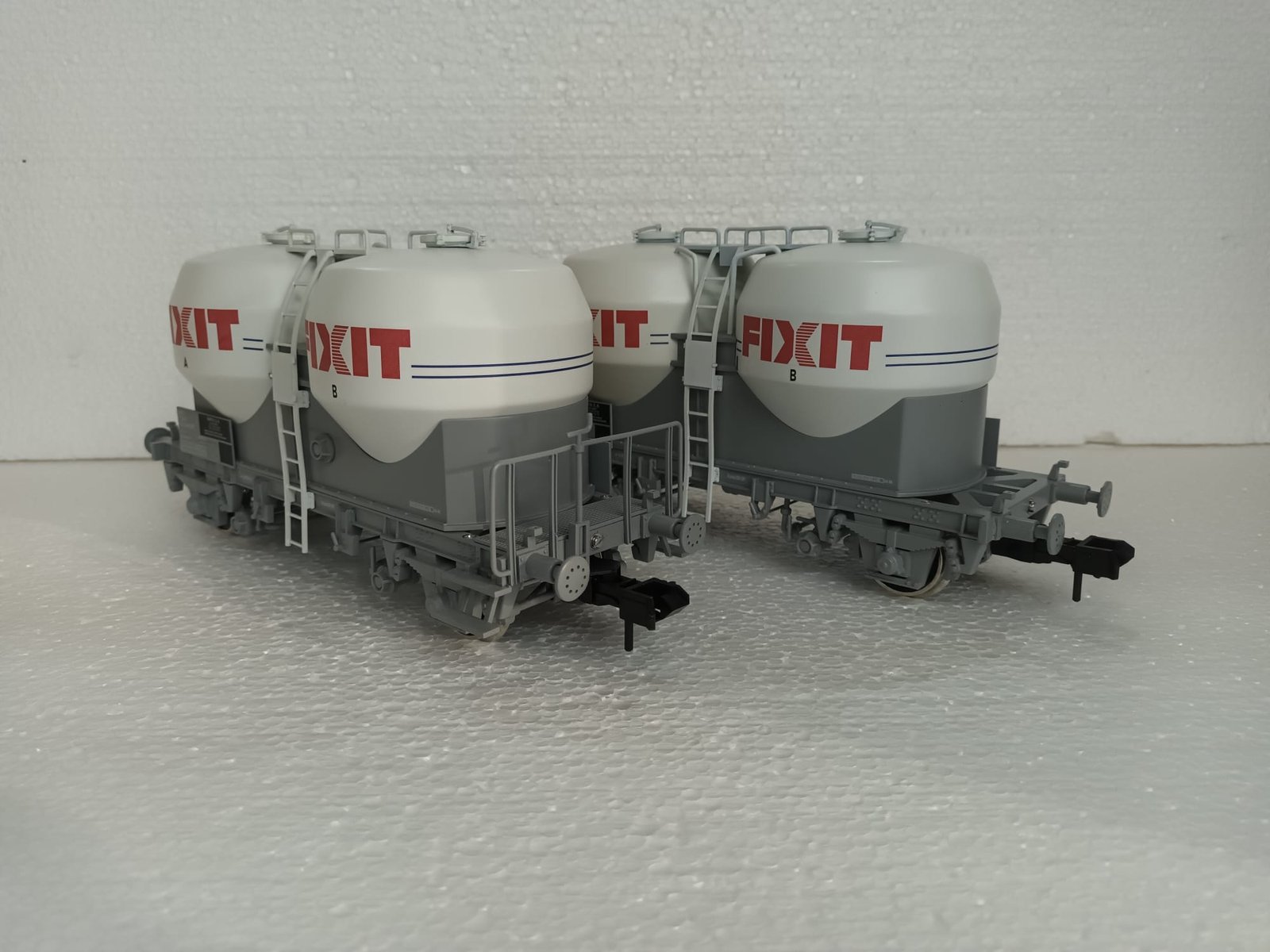 Wagon SNCF pour transport de pulvérulents FIXIT