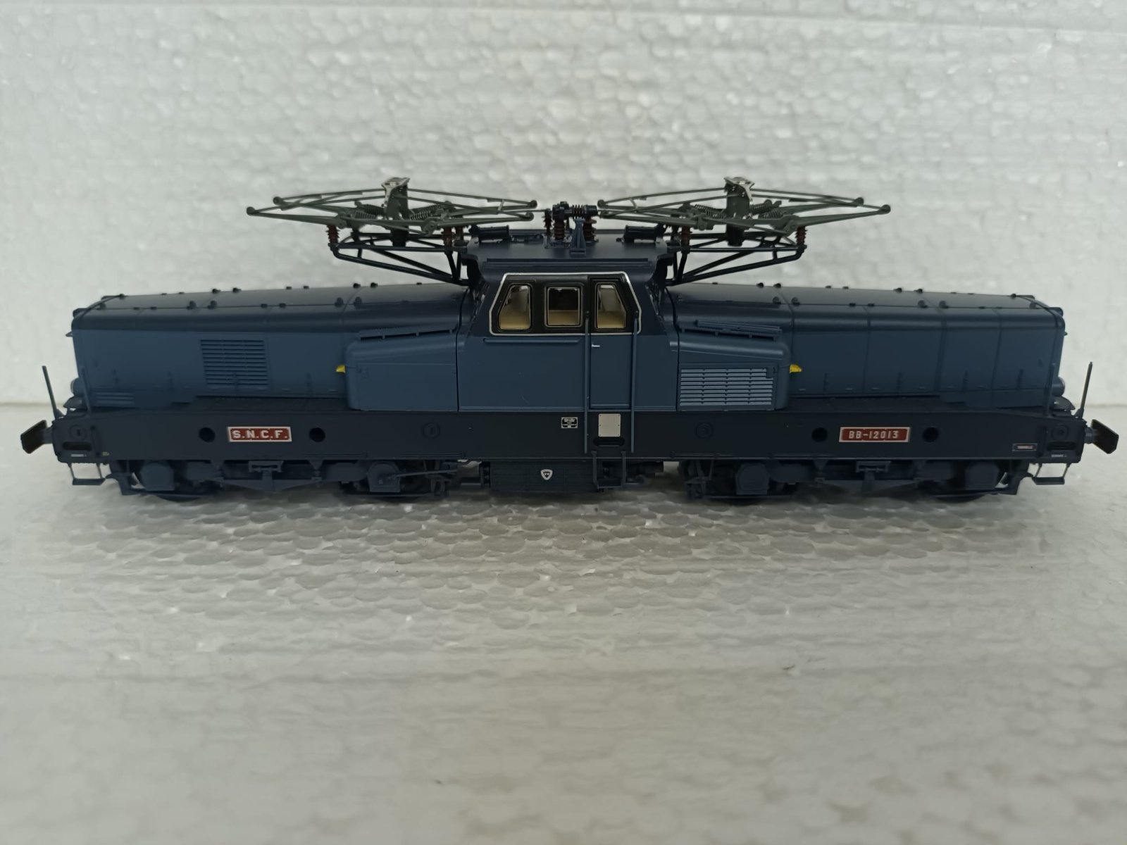BB 120000